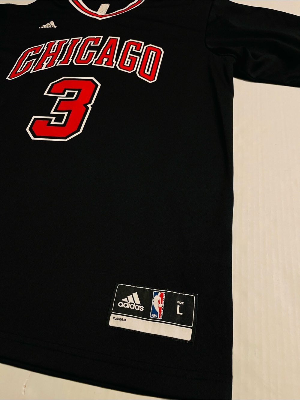 RARE Adidas 2016 Chicago Bulls Dwayne Wade Sleeved Alternate Jersey Shirt LARGE - Picture 10 of 10